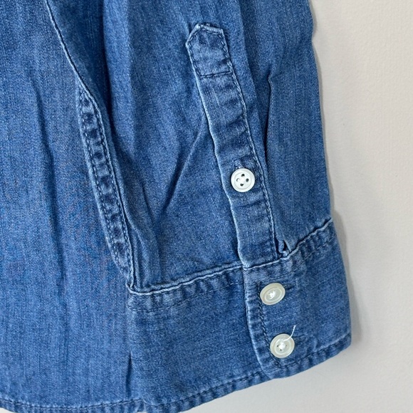 Talbots Denim Patch Pocket Jean Shirt Long Sleeve Button Up Collared 100% Cotton - Picture 8 of 12
